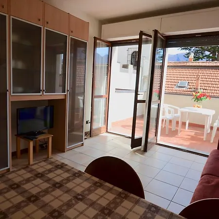Comomeer 1 Apartment